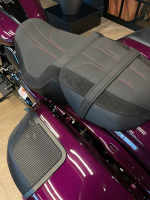 Harley-Davidson CVO Road Glide 121 (Poison Berry) 2025