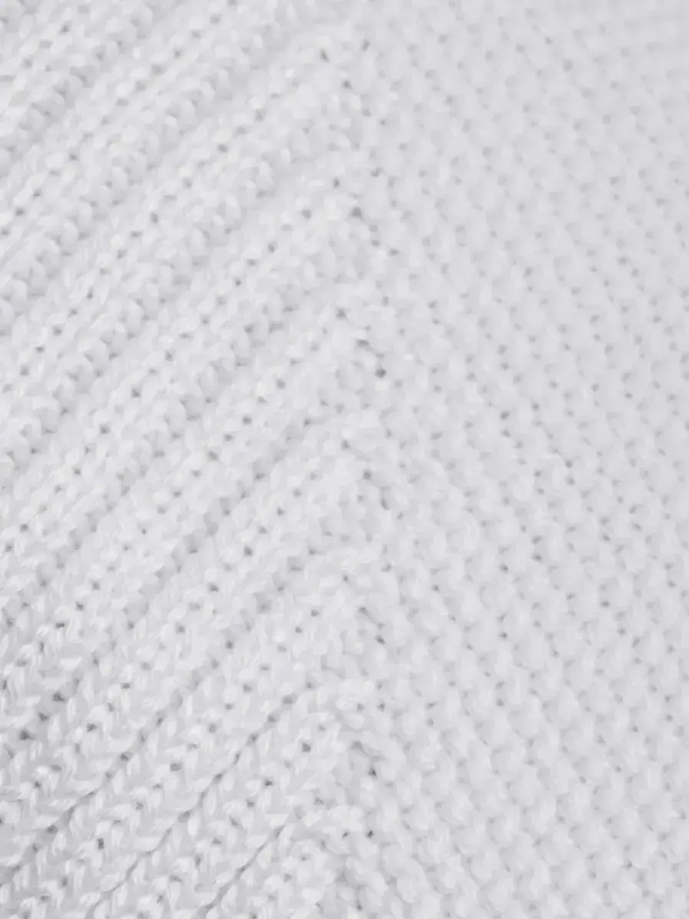 Чепчик для девочки вязаный на завязках на осень