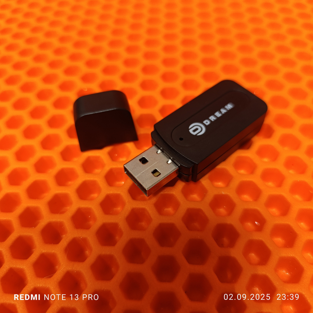 Ресивер Dream B02 bluetooth черный