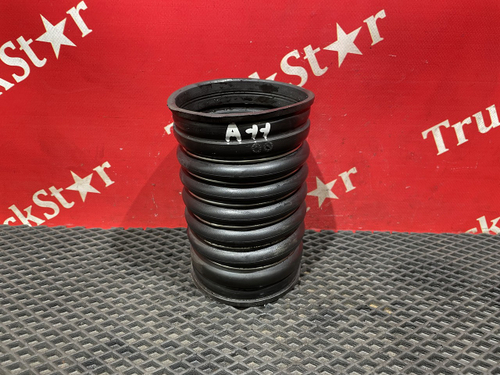 Патрубок интеркулера 2018г