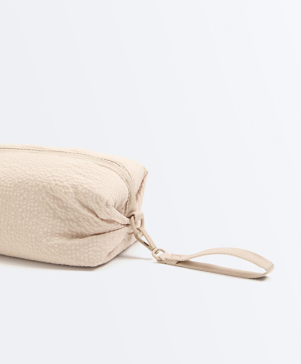 Oysho Текстурированная косметичка, экрю