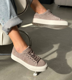 Кеды из натуральной замши