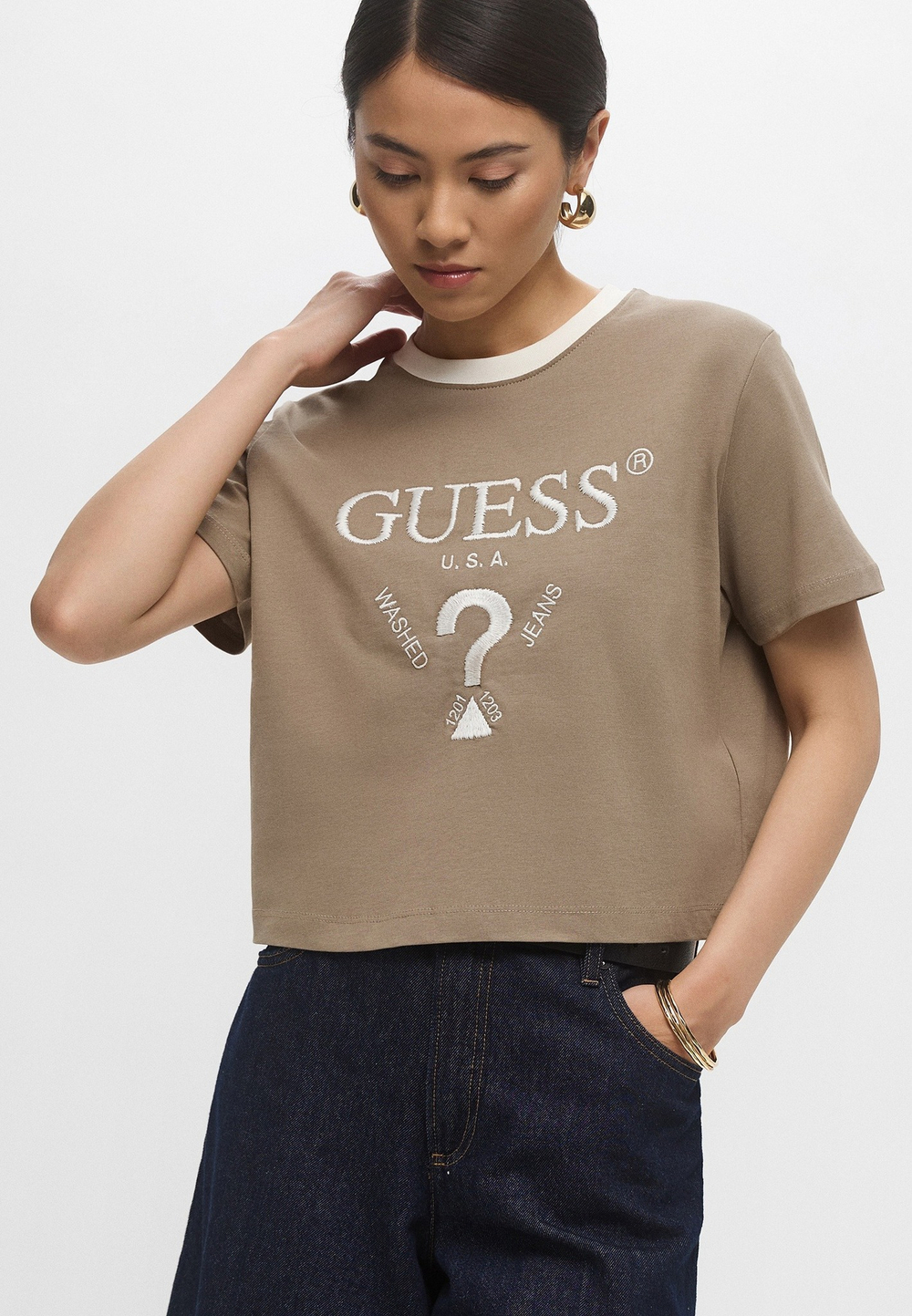 Футболка  женская GUESS
