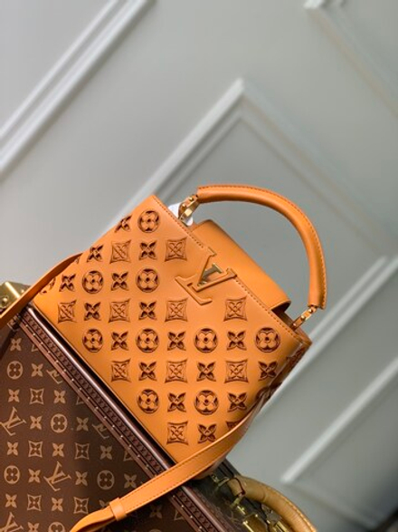 Louis Vuitton Capucines BB