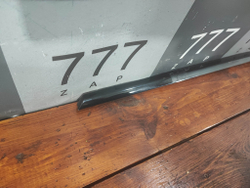 Молдинг стекла переднего левого CLS (C257) 17-нв Б/У Оригинал A2577250900