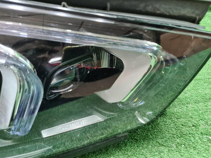 Фара правая Mercedes GLE V167 18-24 Multibeam LED