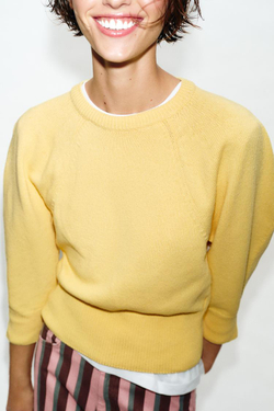 ZARA СВИТЕР С ОБЪЕМНЫМИ РУКАВАМИ, ЖЕЛТЫЙ