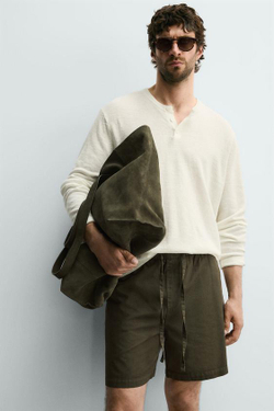 ZARA ШОРТЫ REGULAR FIT ИЗ ХЛОПКА И ЛИОЦЕЛЛА, ТЕМНЫЙ ХАКИ