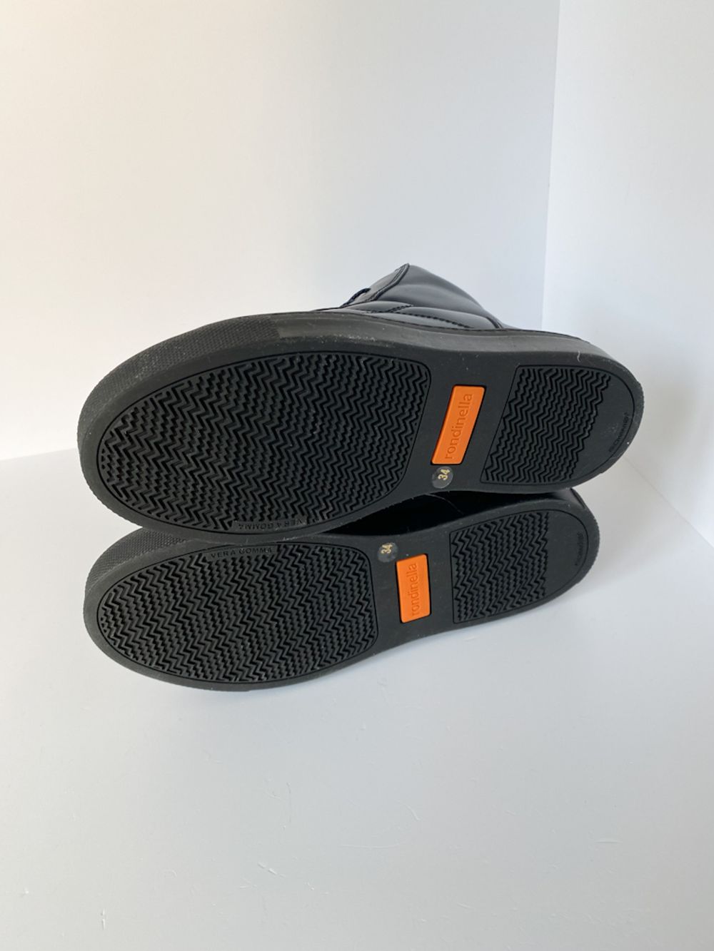 Новые кожаные ботинки Rondinella, 34,5