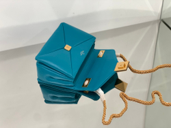 Valentino One Stud Bag with Chain 19 cm
