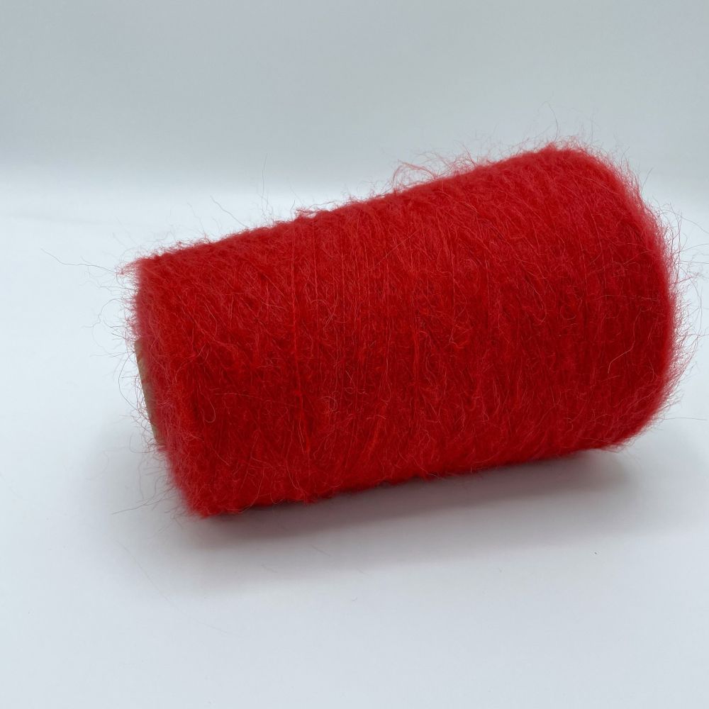 Бобинная пряжа для вязания (250 гр.) Manifattura LANE PUCCI 30% вспушеная альпака 30% полиамид 40% полиакрил