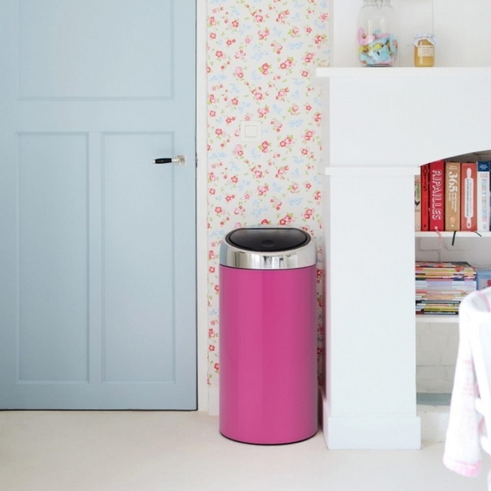 Ведро для мусора Brabantia Touch Bin розовое 45л общий вид
