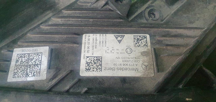 Битая Фара левая Mercedes E W213 (2020-2023) LED