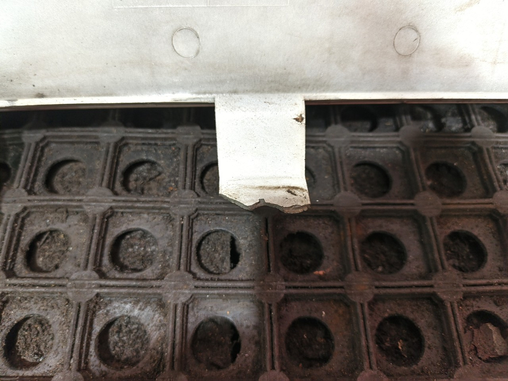 Угол кабины правый