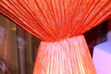 торшер Morning glory lamp  by Ayala Serfaty красно-желтый