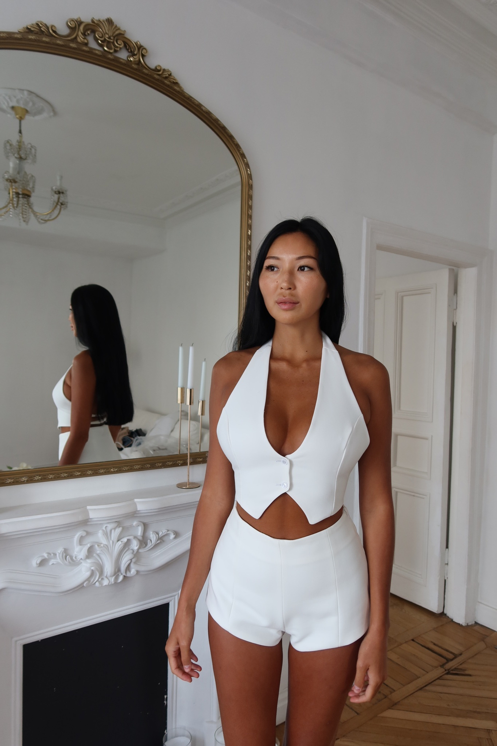 Укороченный белый жилет