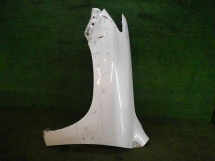 Крыло переднее левое Lexus LX 3 (2012-2015)