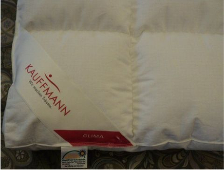 Перина пуховая 6 см 180x200 климат-контроль с уплотненным центром Dorbena