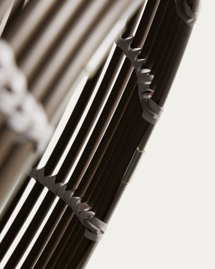 Уличный светильник Garoina солнечных батареях из искусственного ротанга цвета таупе 50 см