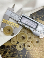 Пуговицы бежевые с прожилками под "Рог"