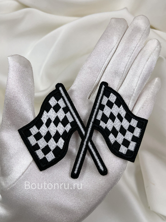 Нашивка черно-белые флаги 7х9