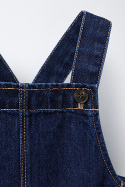 ZARA ДЖИНСОВЫЙ САРАФАН С КОНТРАСТНЫМИ ВОЛНАМИ, СИНИЙ