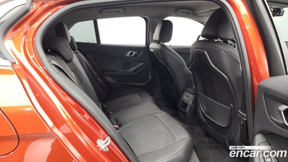 BMW 1 Series (F40) 118d Joy (03.2021)