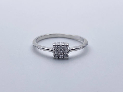 Кольцо из серебра/Частичное чернение/С камнями