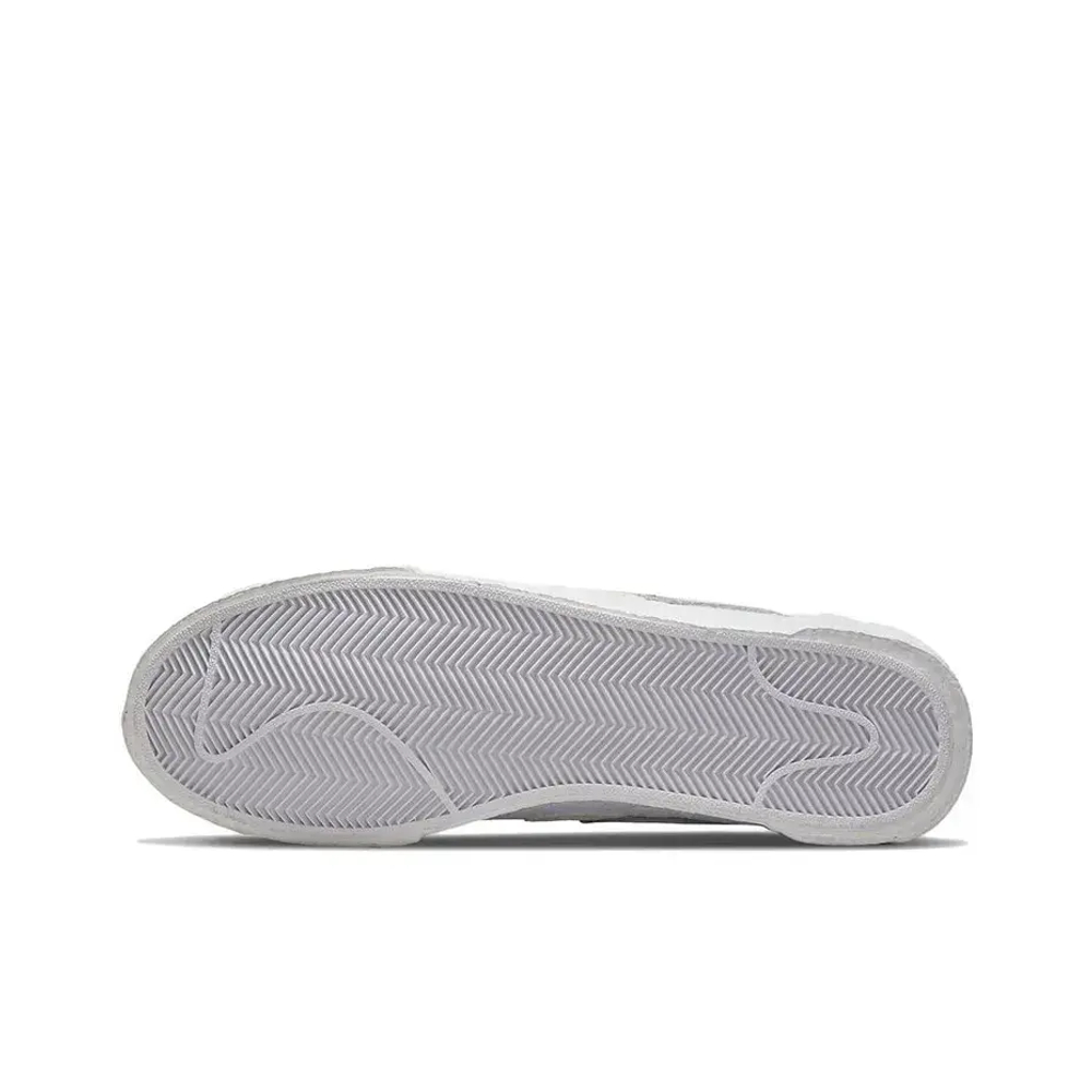 Nike Blazer Low Sacai White Patent Leather