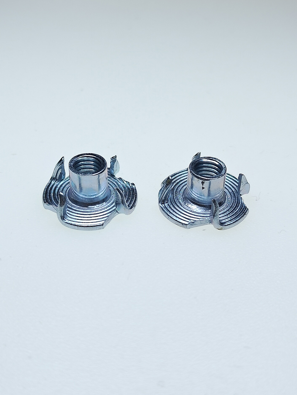 М5 ОЦ.Гайка крыльчатая (врезная) DIN1624 (10 шт)