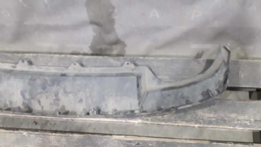 Накладка заднего бампера Skoda Octavia 3 (A7) 13-17 Б/У Оригинал 5E5807521