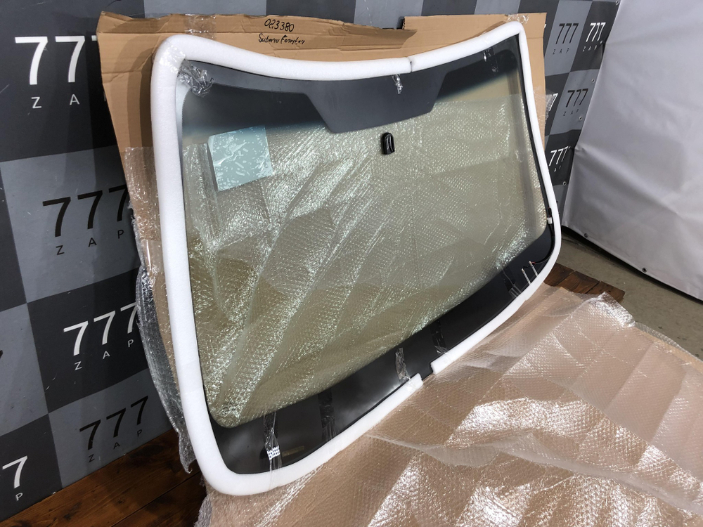 Стекло лобовое AGC Subaru Forester 3 08-13 Новое  7934AGNBLHV