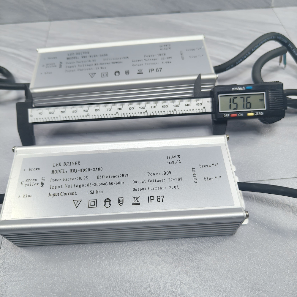 Влагозащищенные LED драйверы (блоки питания) 90 Вт и 185 Вт IP67