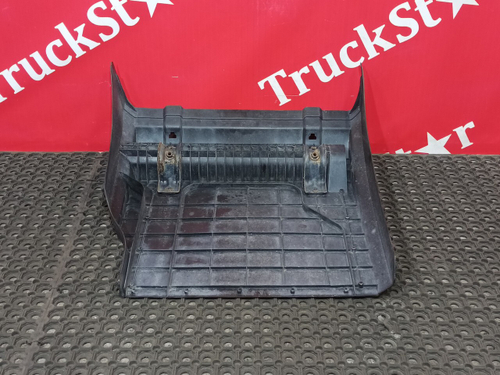 Крыло заднее передняя часть правое