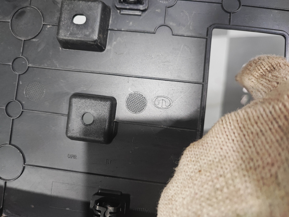 Площадка гос. номера Haval Jolion 21-нв Б/У Оригинал 2807100XST01A