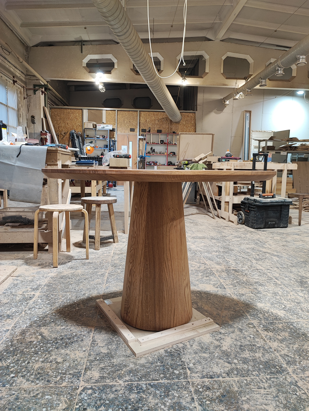 Стол обеденный model030