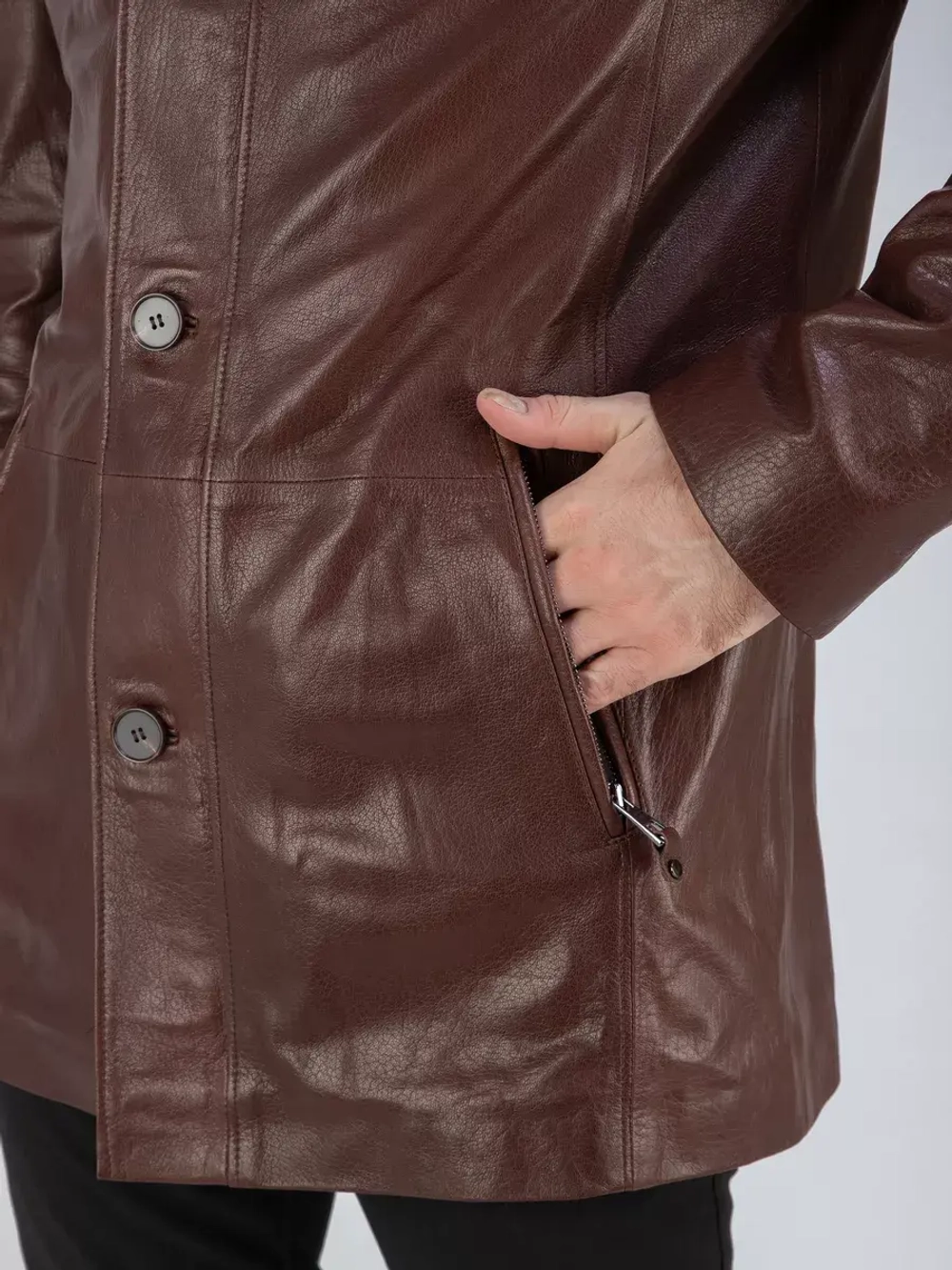 Кожаная куртка демисезонная