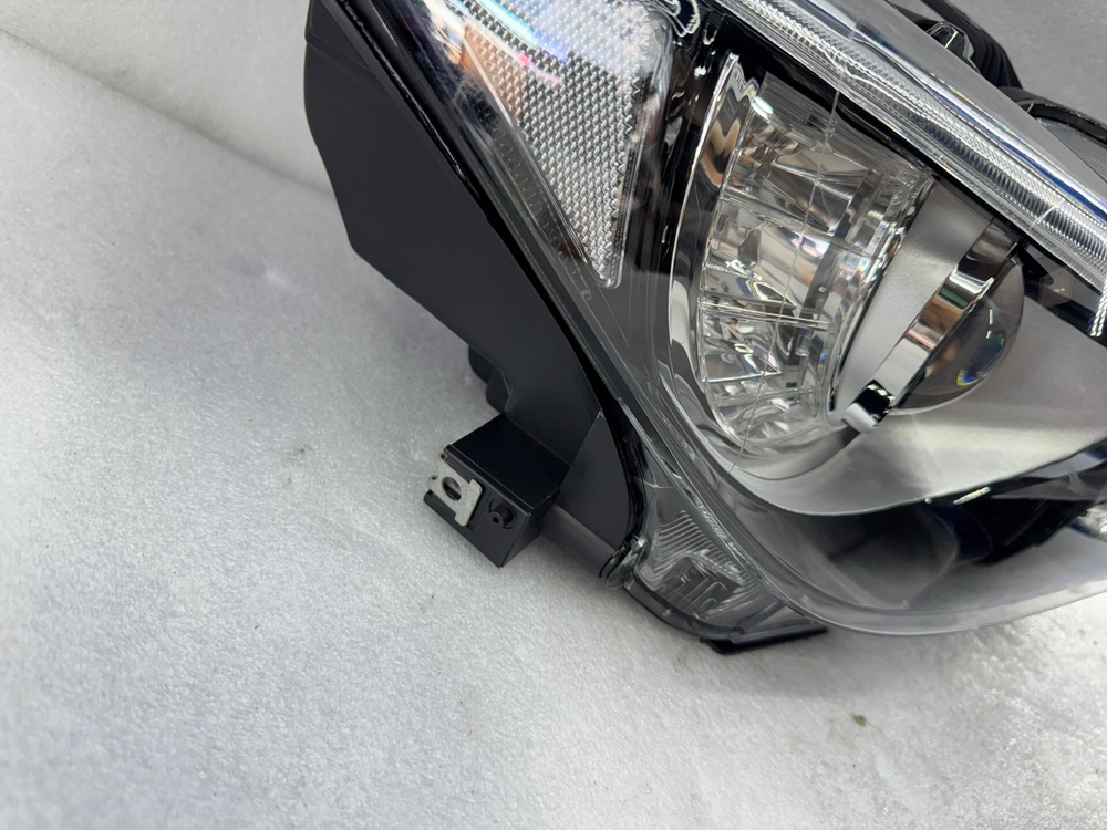 Фара LED правая/левая Infiniti Q50L оригинальная