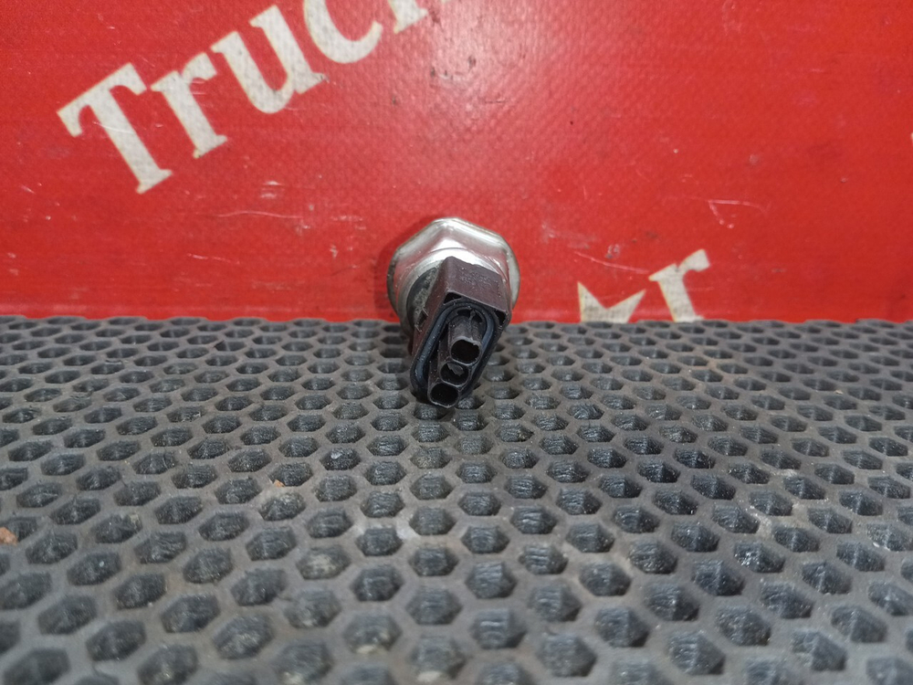 Датчик давления топливной рейки 2024г.