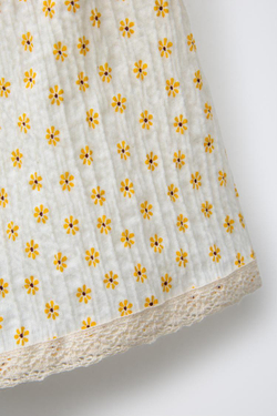 ZARA БЕРМУДЫ С ПРИНТОМ И КРУЖЕВОМ, СВЕТЛО-ЖЕЛТЫЙ