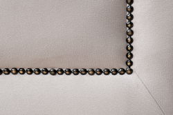 Диван трехместный Garda Decor Sanremo велюровый светло-серый