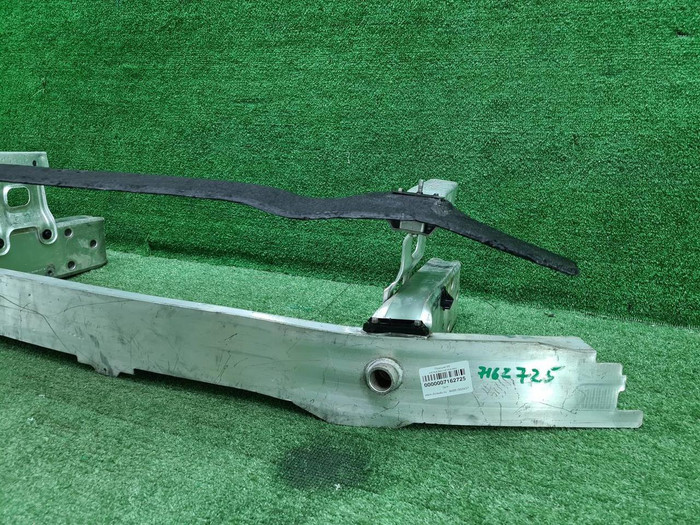 Усилитель передний BMW 3er F30 F31 (2011-2020)