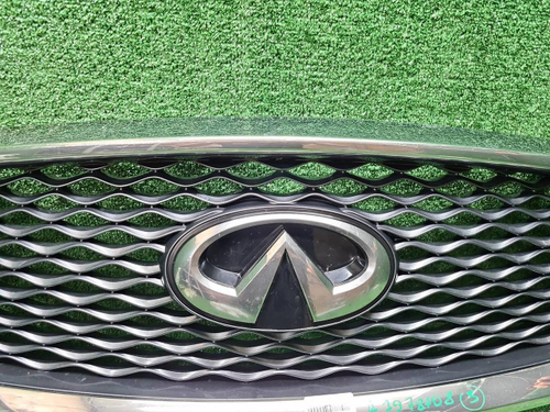 Решетка радиатора Infiniti QX50 2 (2017-н.в.)