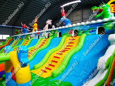 Коммерческий батут "Звериный городок" 24*15*6 м