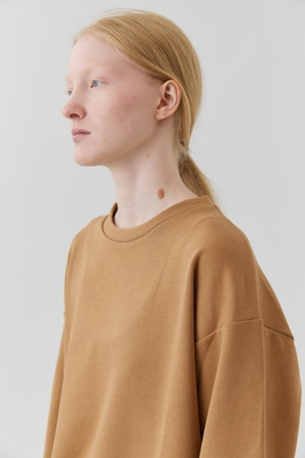Объемный топ цвета кэмэл
