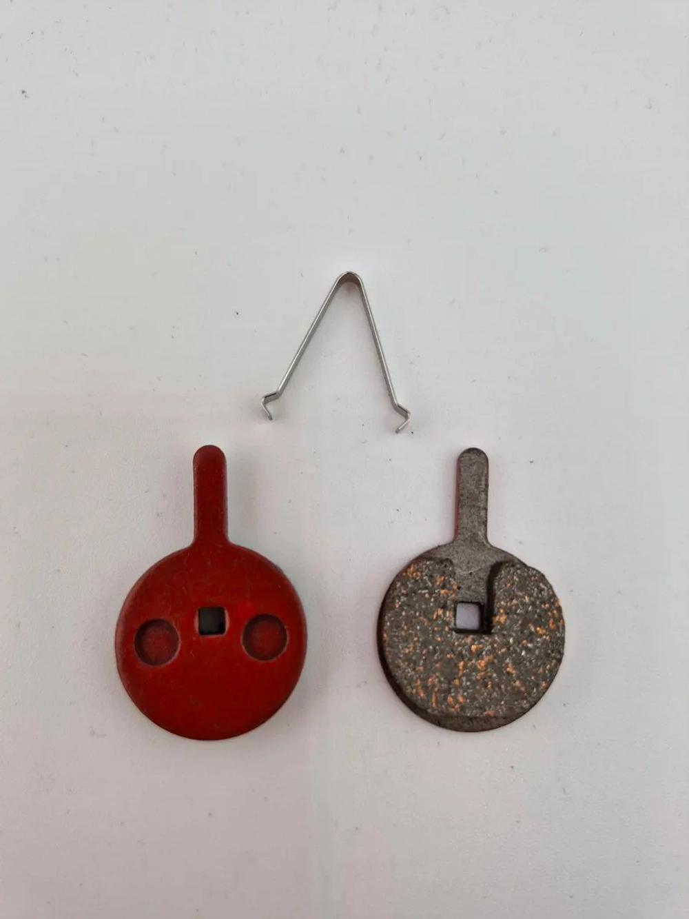 - -  Тормозные колодки для велосипеда и электросамоката TP-011G