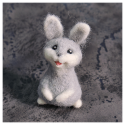 Валяная игрушка «Волшебный кролик»