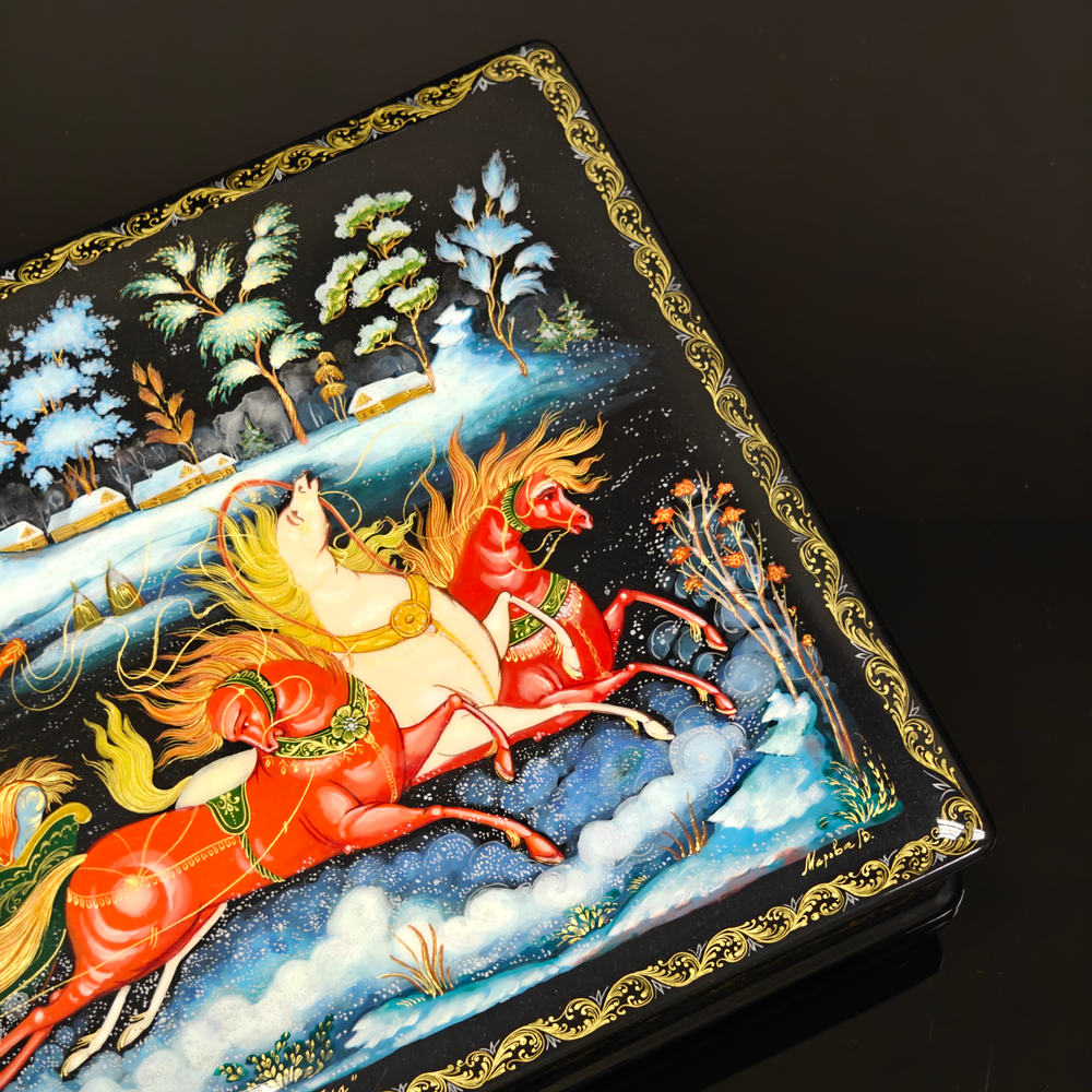 Шкатулка "Тройка" с ручной росписью Палех 30х22 см