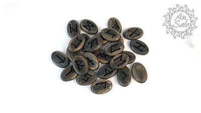 Скандинавские руны "Фенрир" из дуба