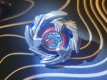 Волчок и запускатель Cobalt Dragoon 2-60C BX34 от Takara Tomy